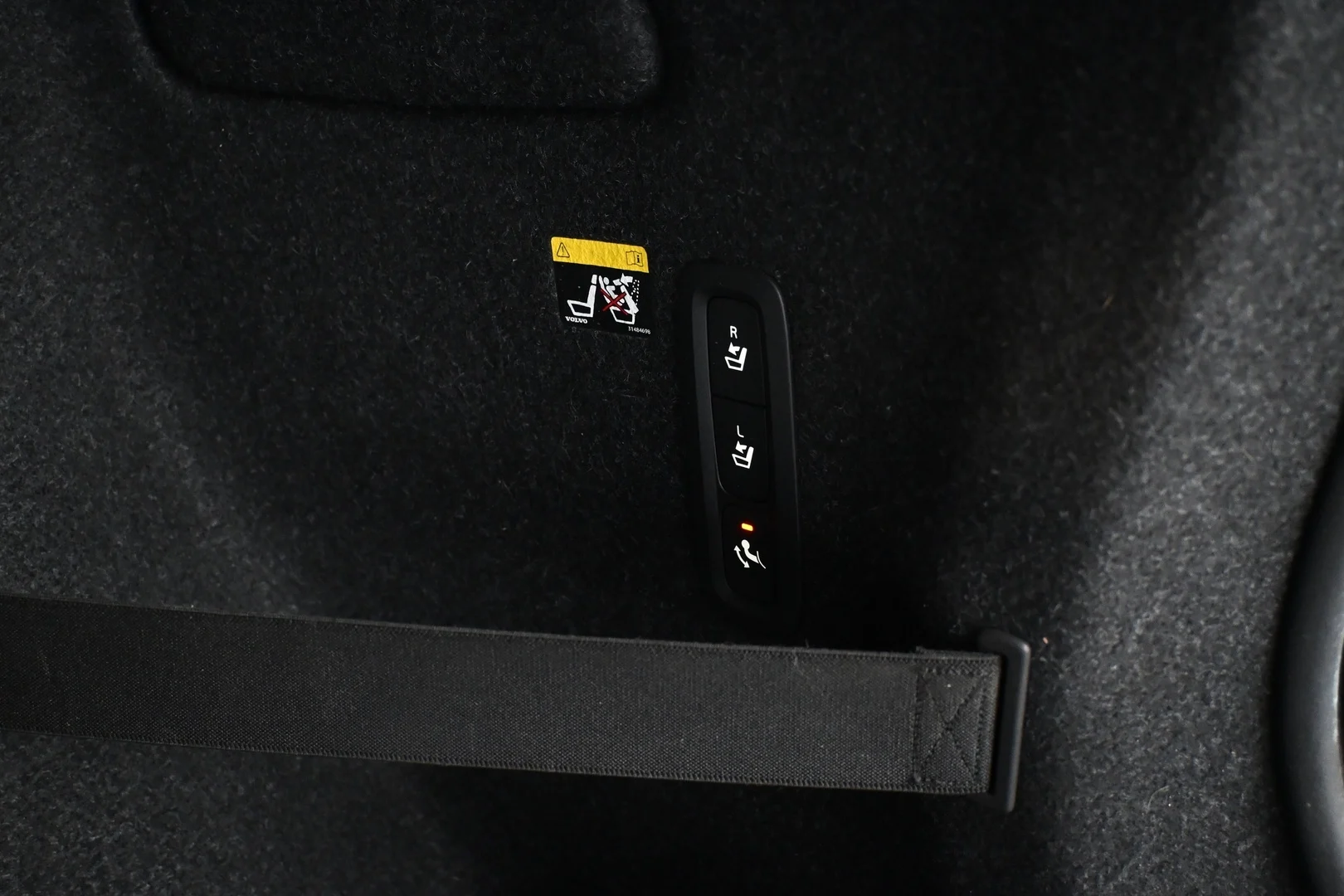 Car Image - 6PCozKguEvCtYHEvqdO3oS