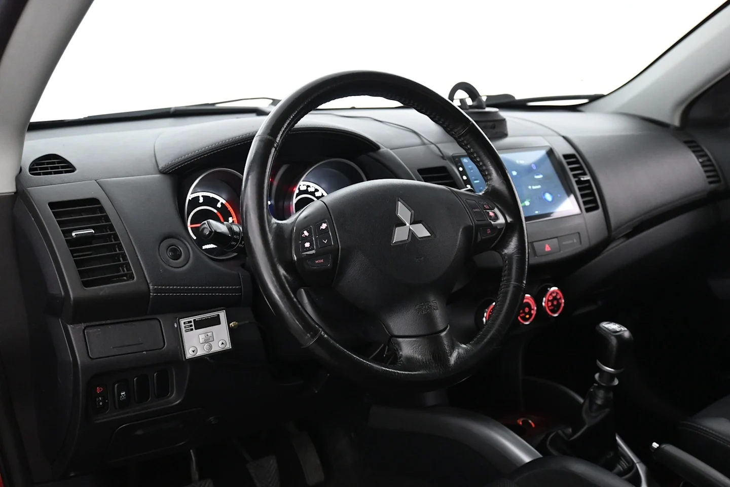 Car Image - P3Y7ILQsZACp4quOQpO1w
