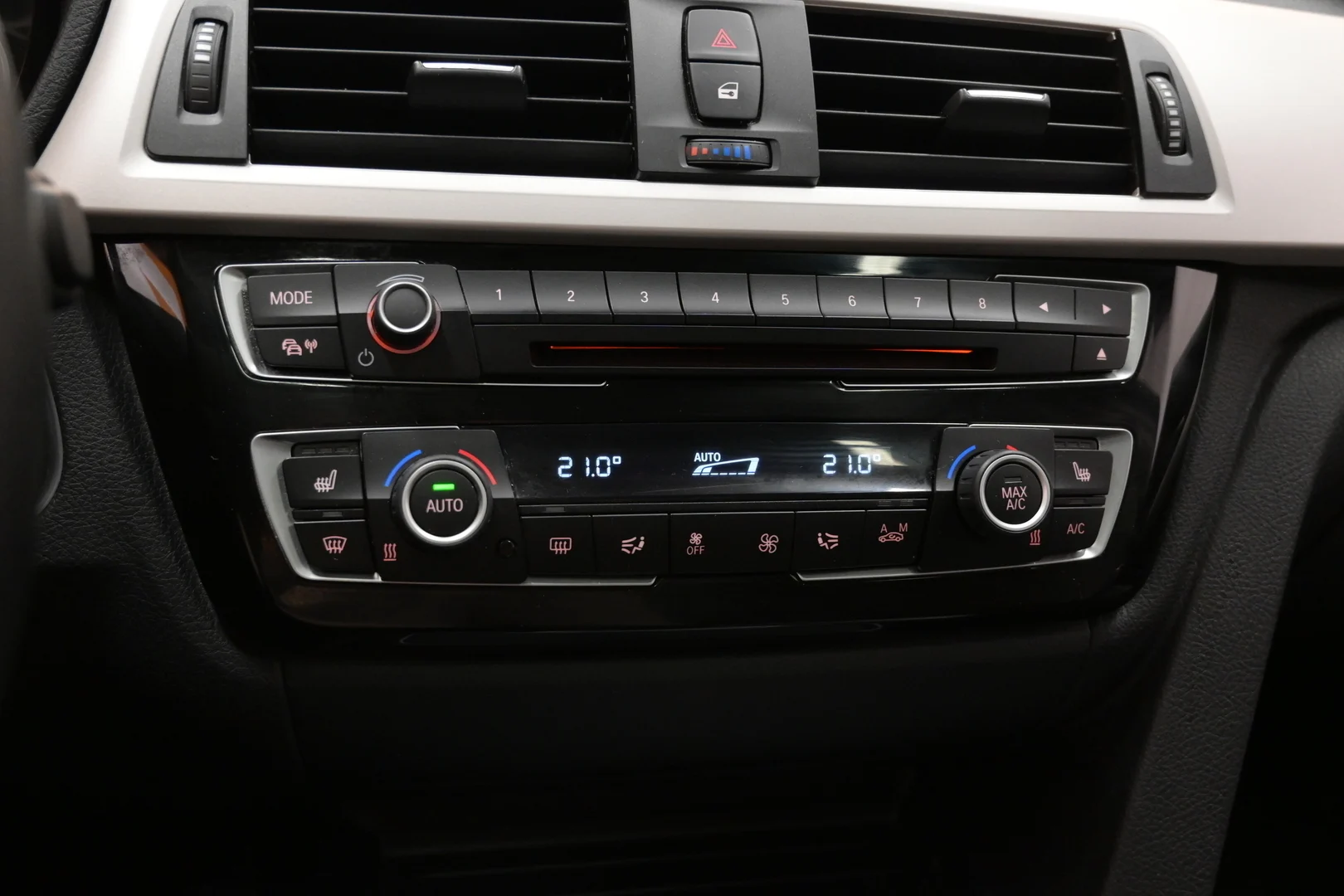 Car Image - kDEnVpyw4hkcPtCGKSsIn