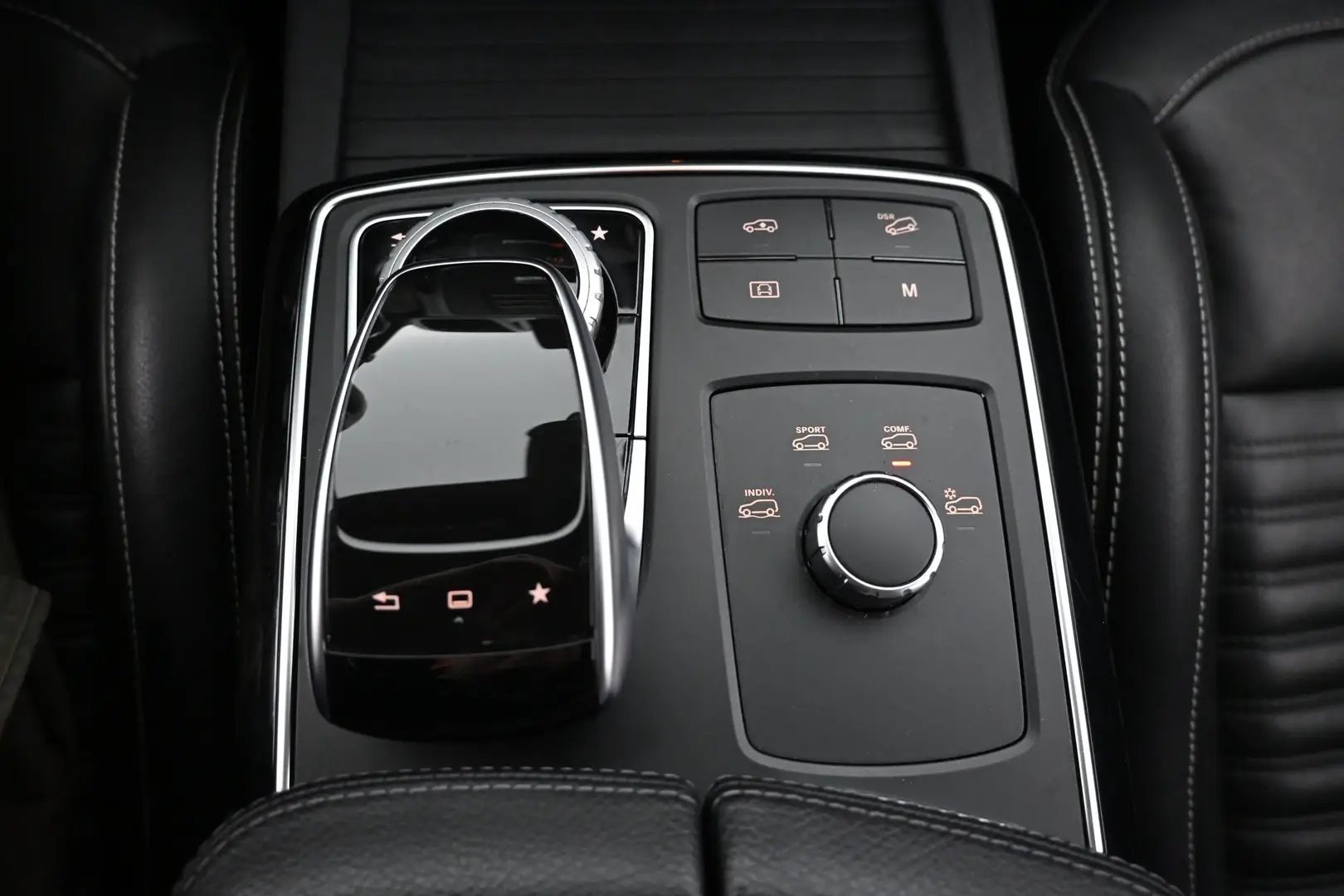 Car Image - 2g6VAabyrnatxh9O1HHNdU