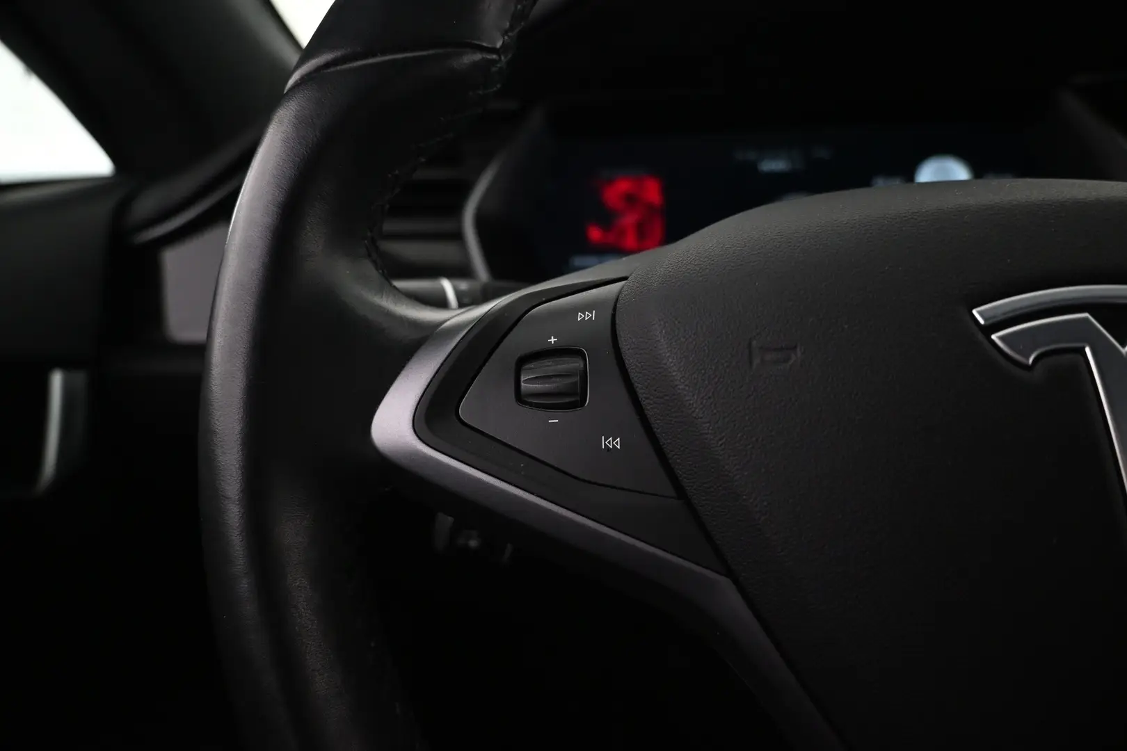 Car Image - G0QTEWHow0oFqZuzCEYiz
