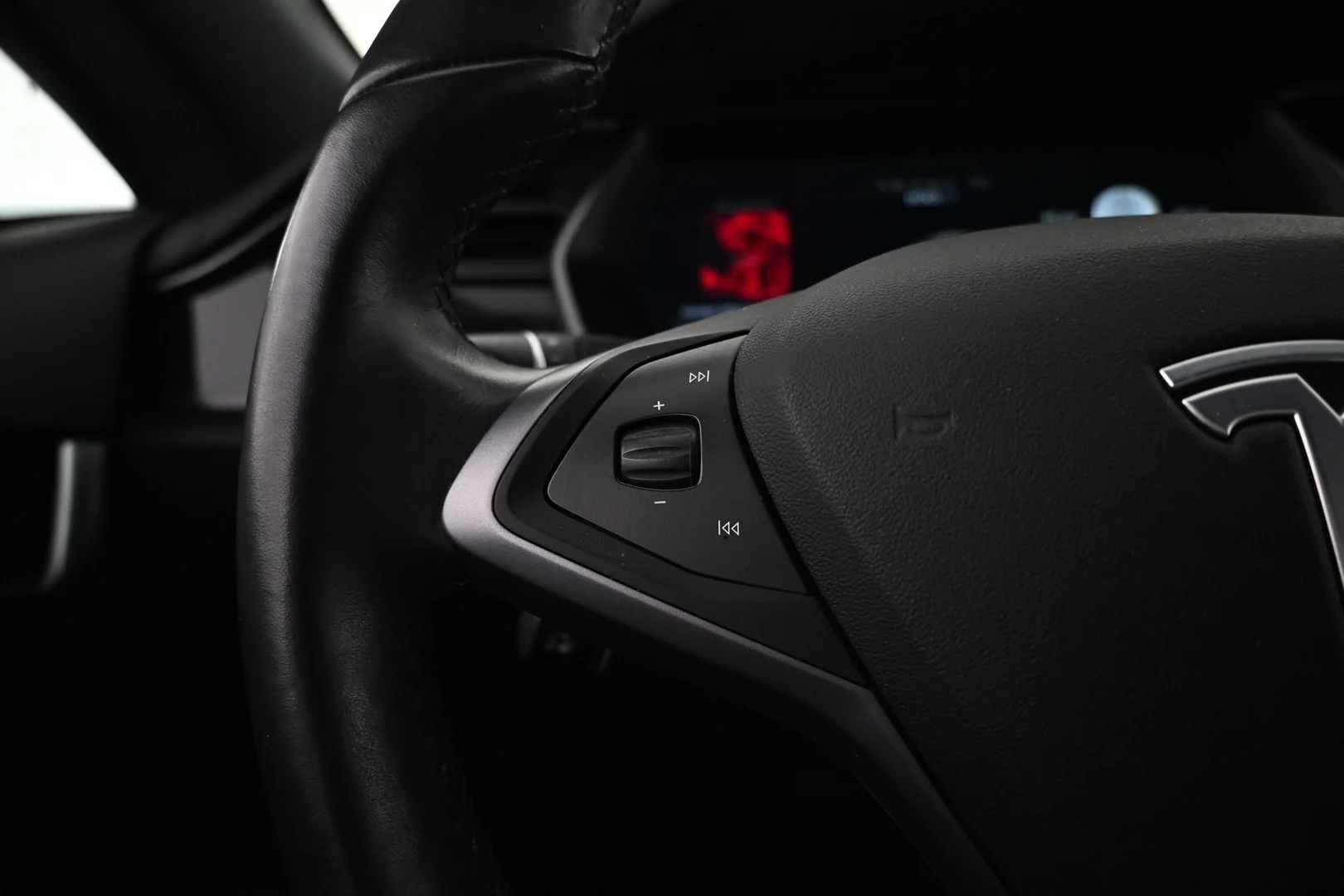 Car Image - G0QTEWHow0oFqZuzCEYiz