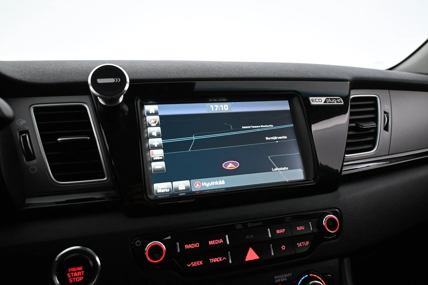 Car Image - 3fwiLBce1AzxJc2lB23Zar