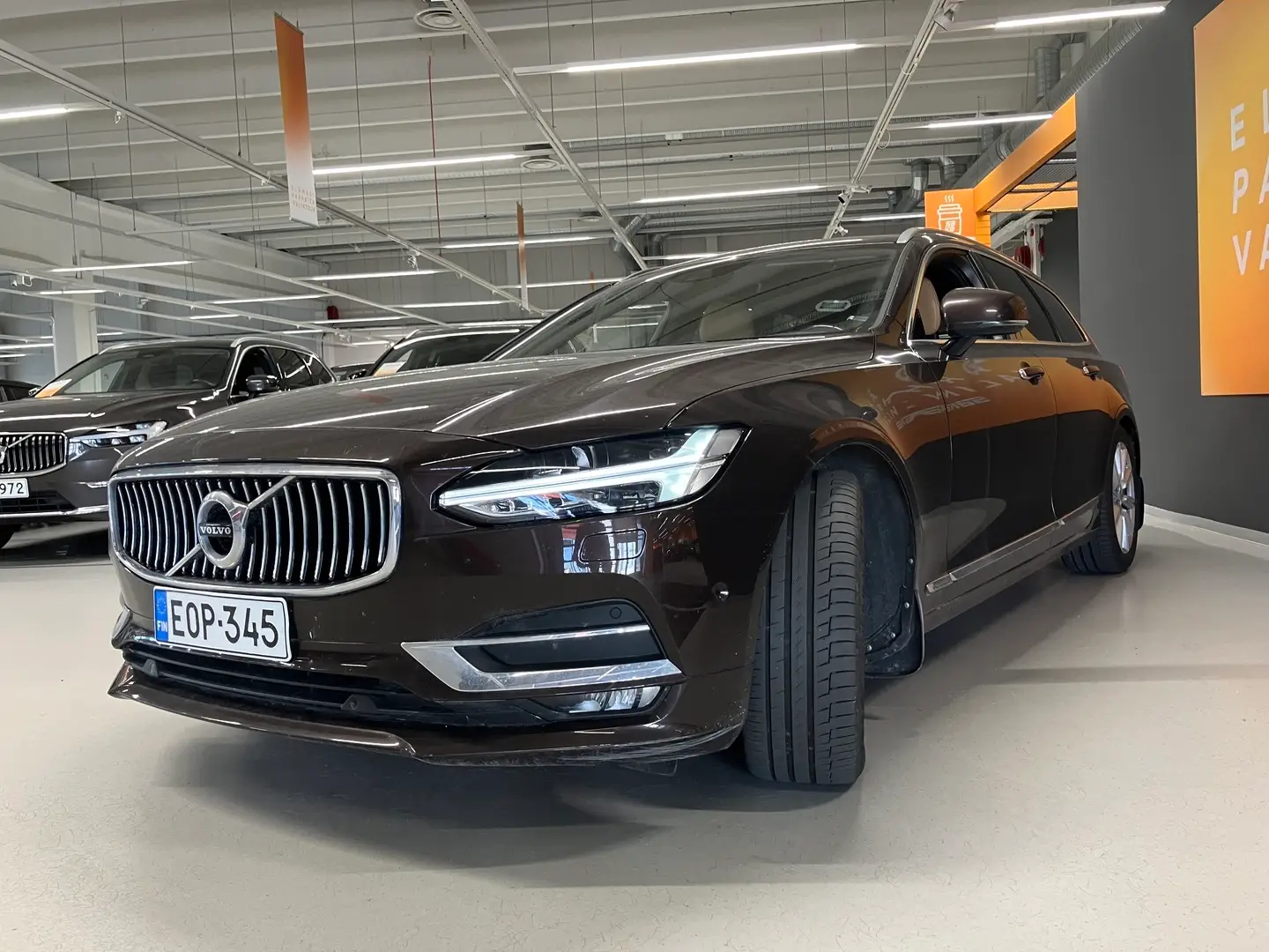 Car Image - 5DD8rOpxaBCCdTZVdfHZc2