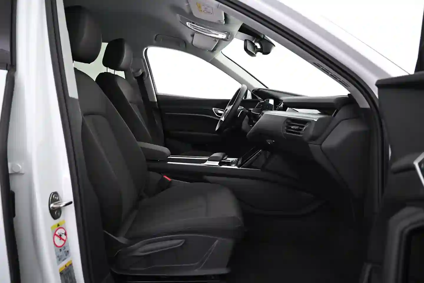 Car Image - 0cIK9AyctBKVLUmVHoLGu