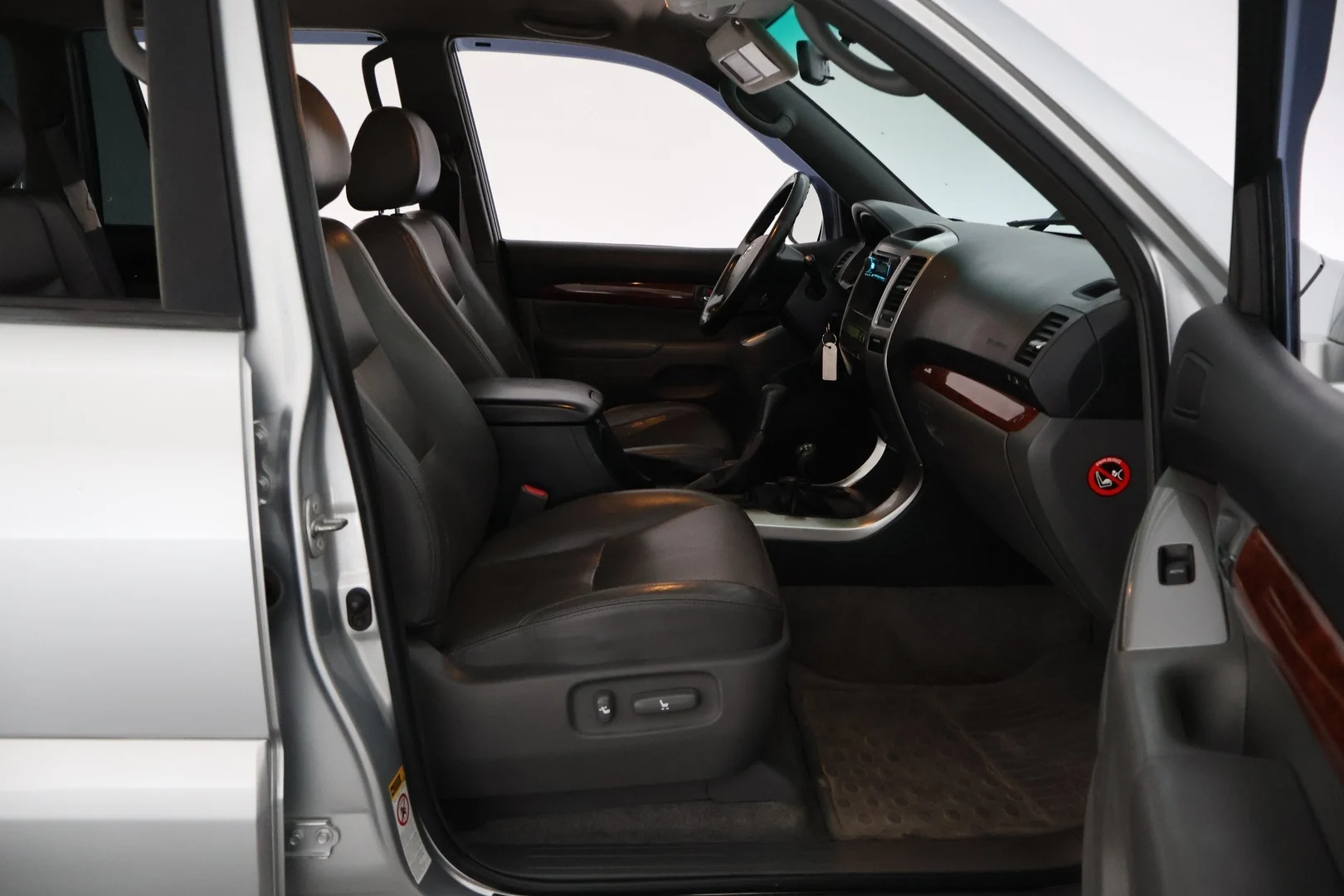 Car Image - 1wh5MOJDJbomA0iEbnB4HM