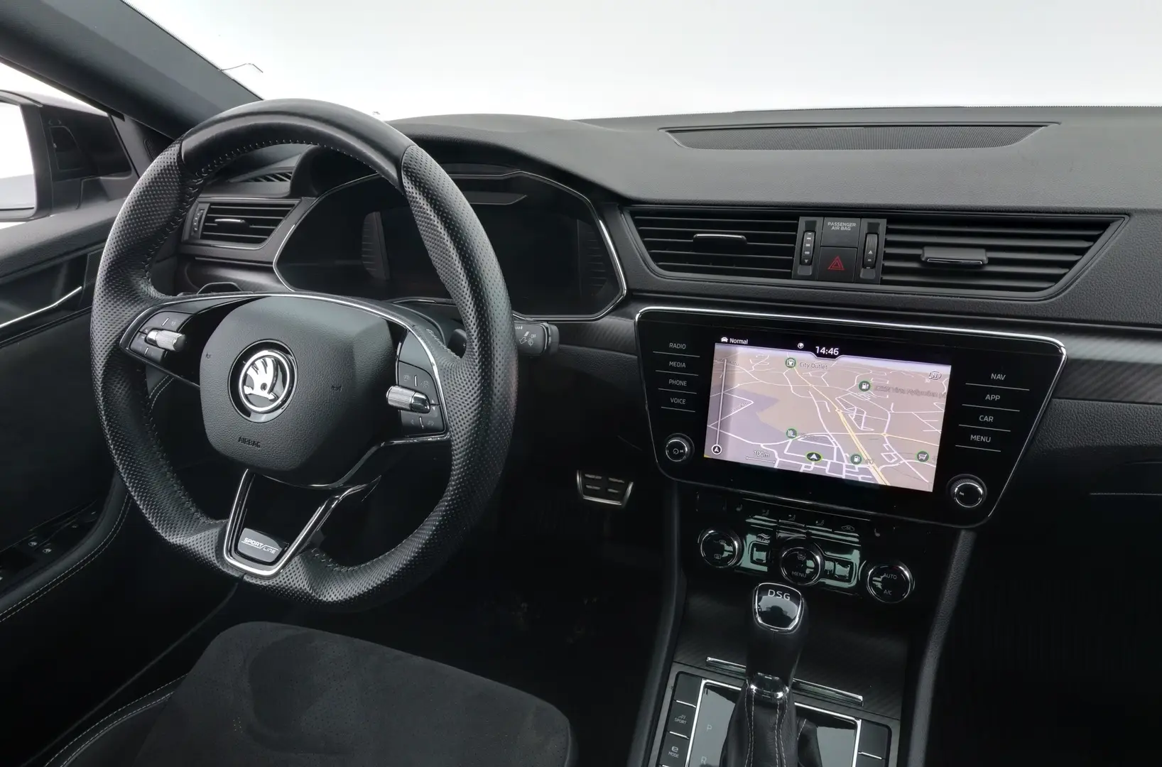 Car Image - 5P0LnYXkrEtlGct9WYMtRX