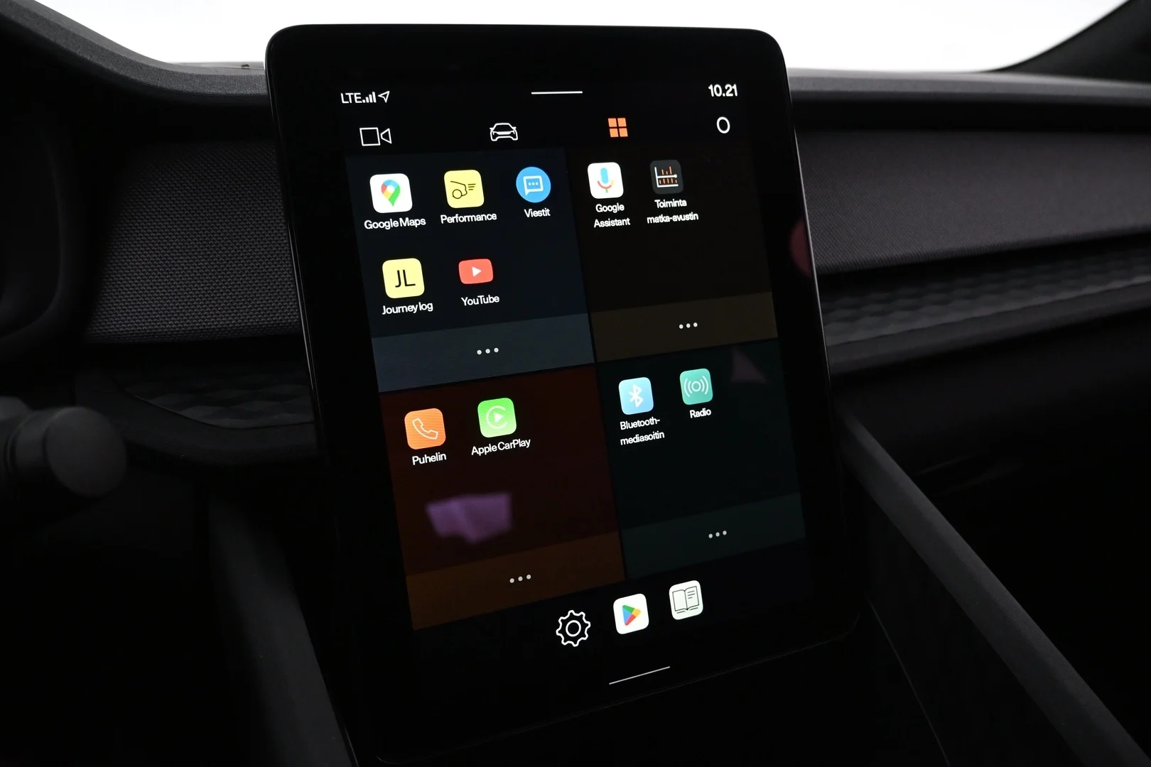 Car Image - 2v2TZ1c5r5FuzvtMuhD16O