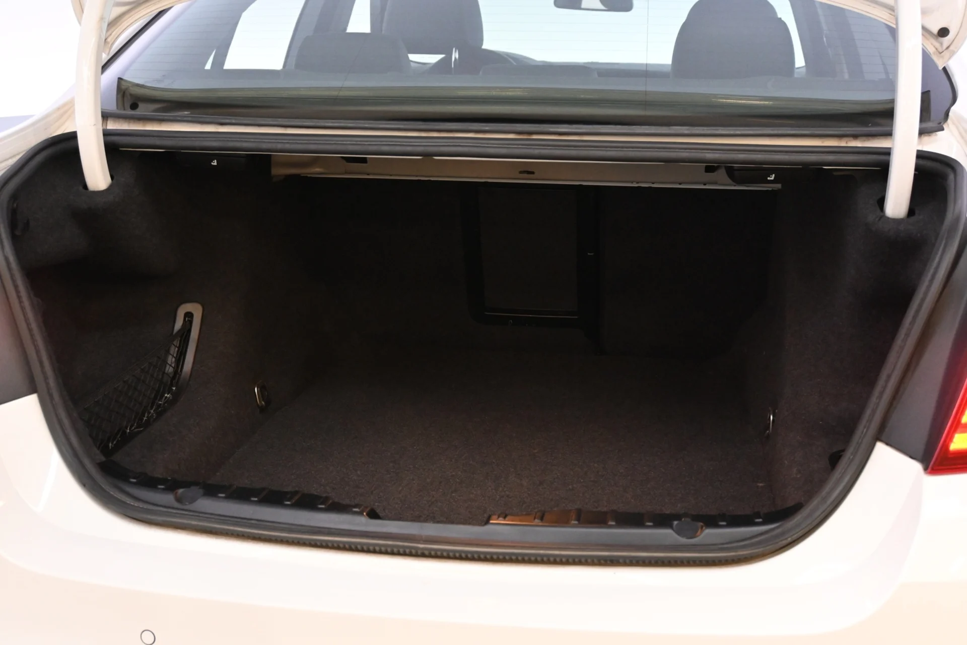 Car Image - 6yfAw8vsA6yStCzSwlIKSZ