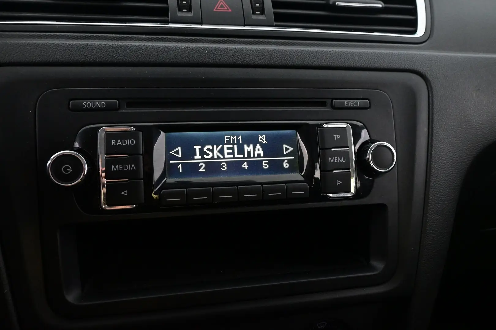 Car Image - 1gam6E0r478Z84i9skrd0e