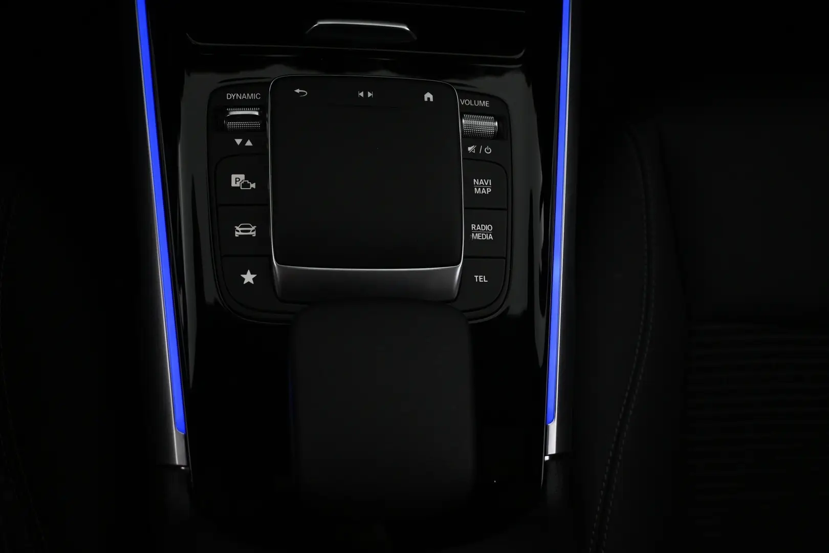 Car Image - 18CPAx3excHw56xBJOppj7