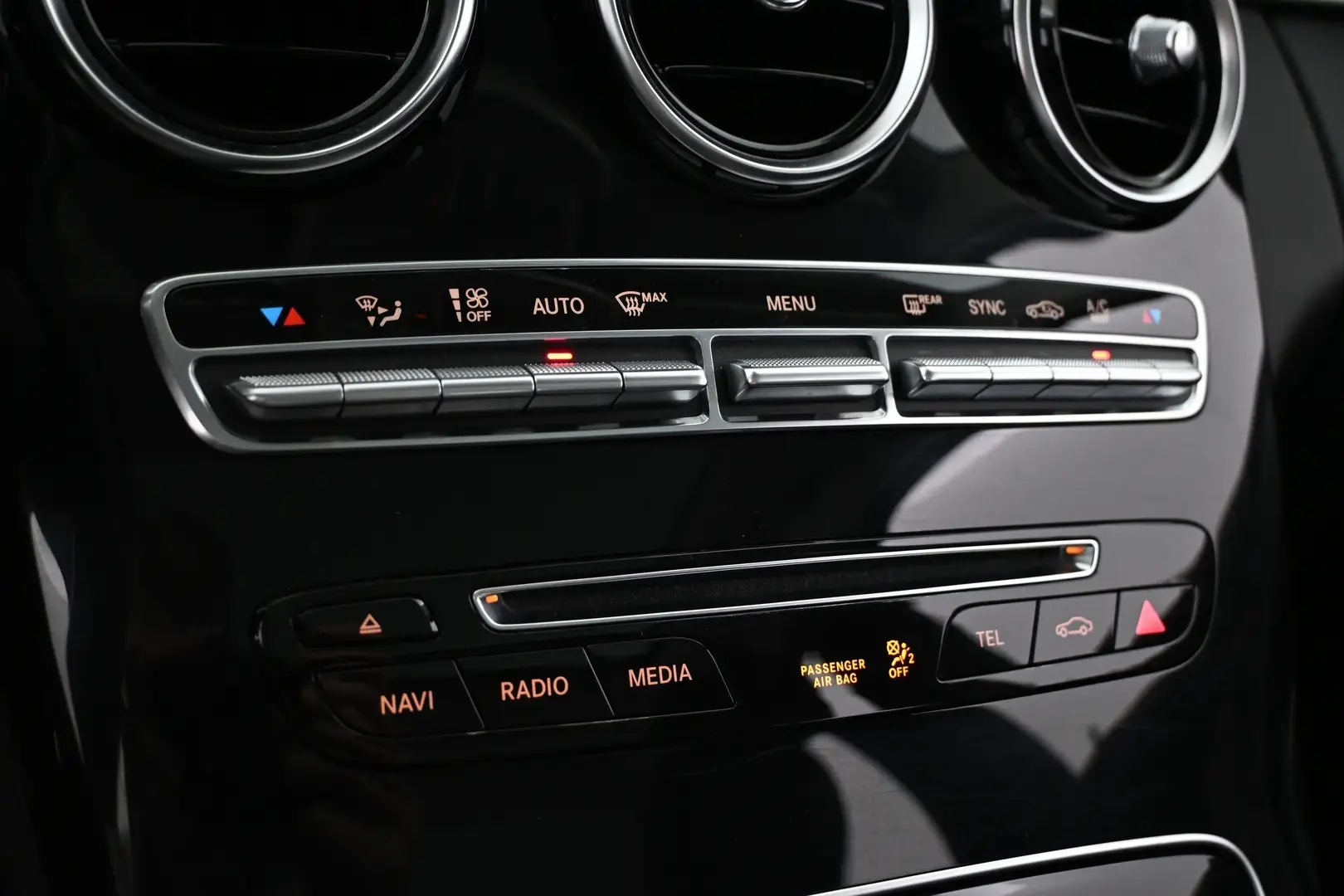 Car Image - 5a1ZaSGWu4Rmvm6DrLv7Of