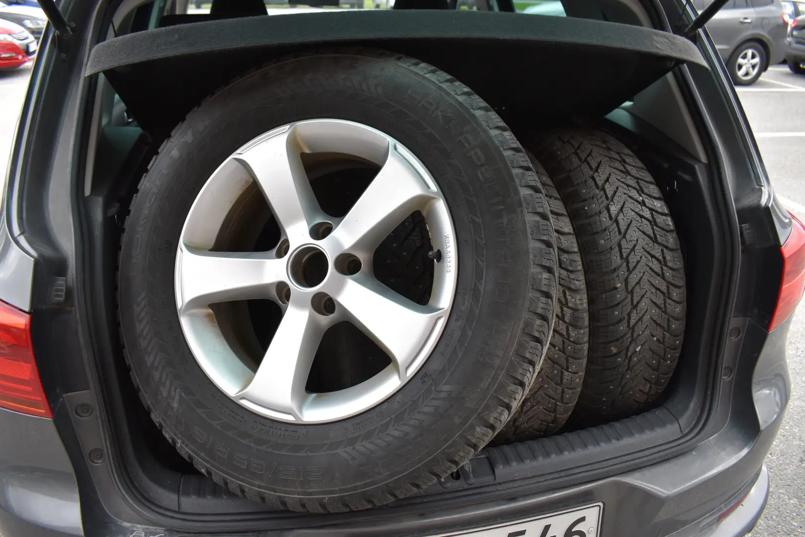 Car Image - 6dEBqlYm3AA0UwGsrPQF77