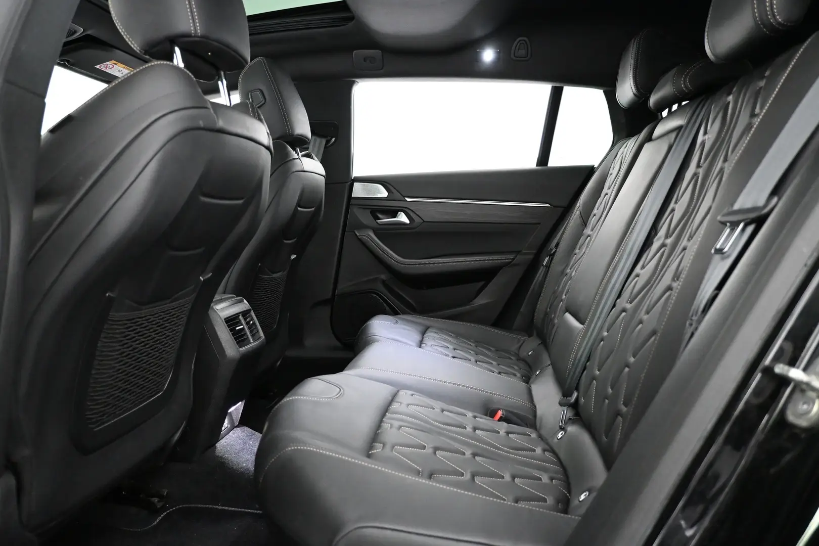Car Image - 6yn69QwIVBZNQzr3Ewh0hU
