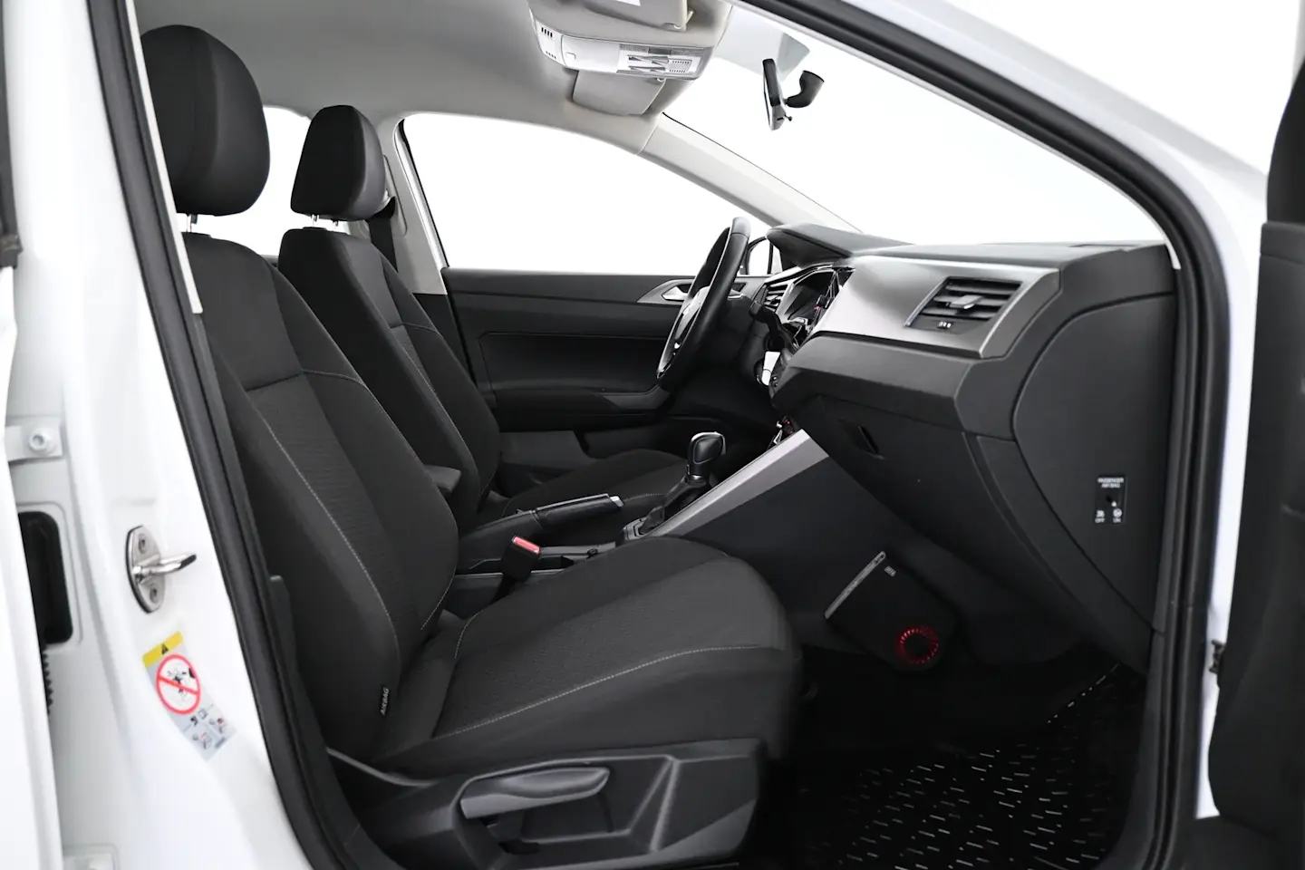 Car Image - 6HldwVbT9dacspz3KSodqY