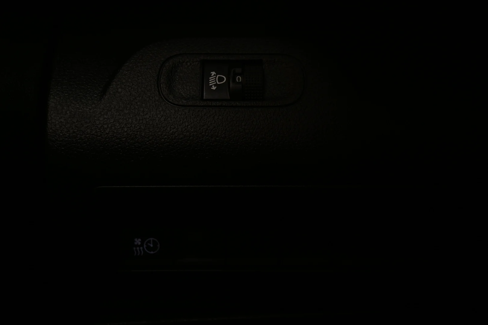 Car Image - 1gWAgmjAxhmsJSMOpKmLRt