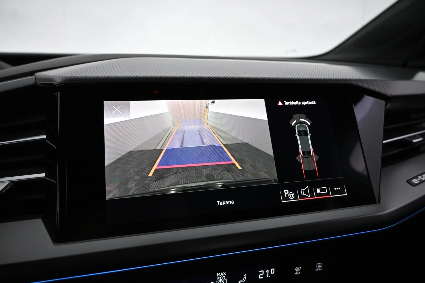 Car Image - 14T8xwgUNYLRirgYhBBuh9