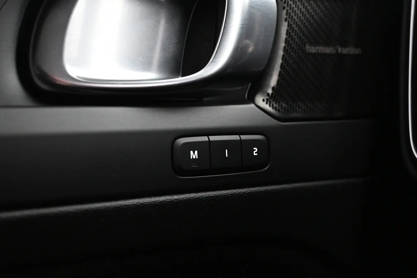 Car Image - 6UKbuzITK4E8LCB9dkqlAw