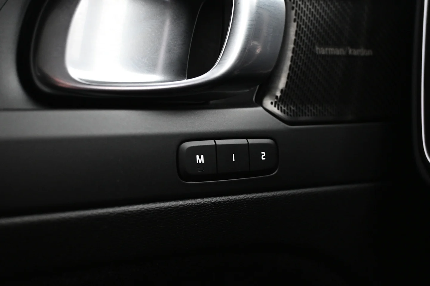 Car Image - 6UKbuzITK4E8LCB9dkqlAw