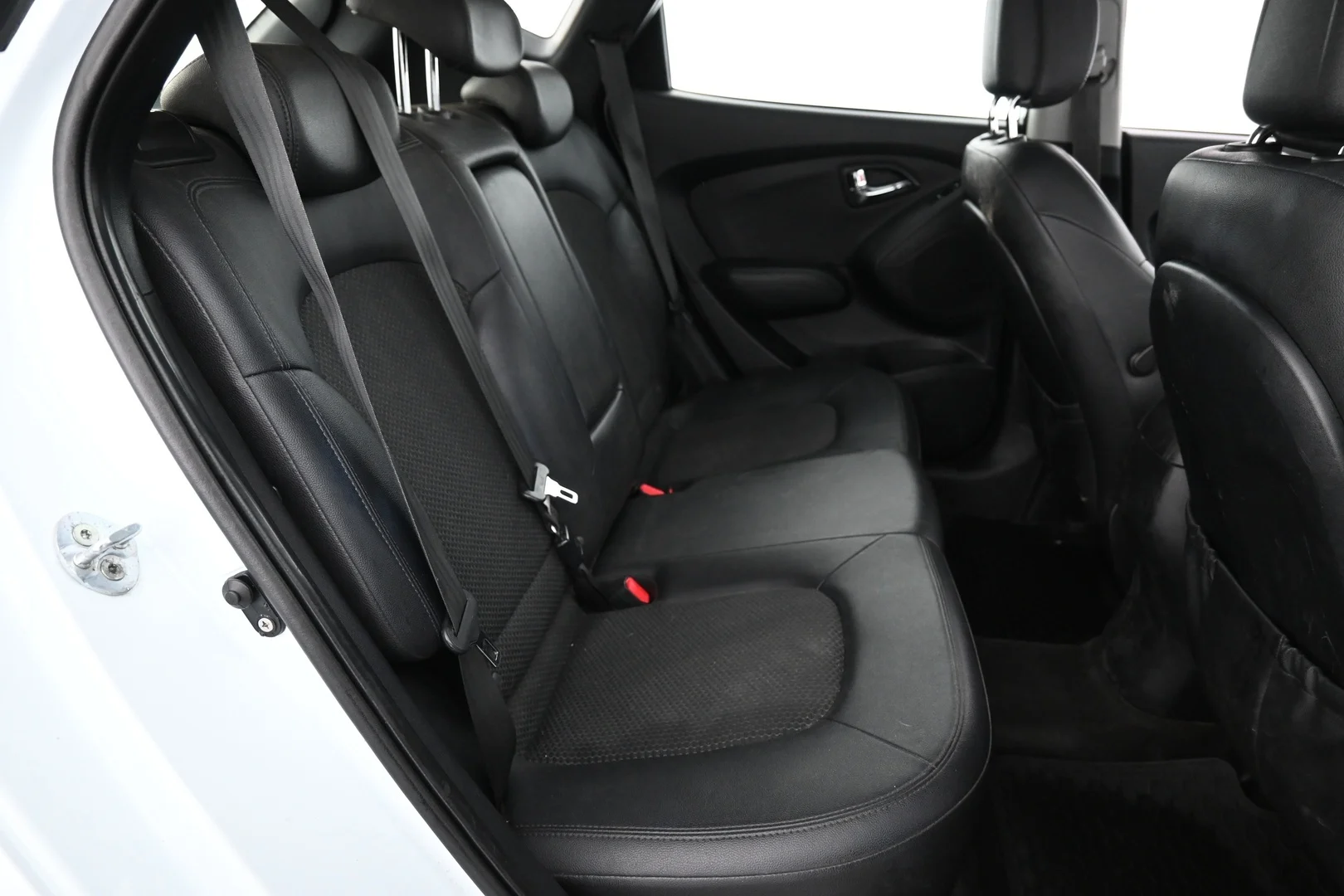 Car Image - wToPh2ycPSQcFAPzMUrog