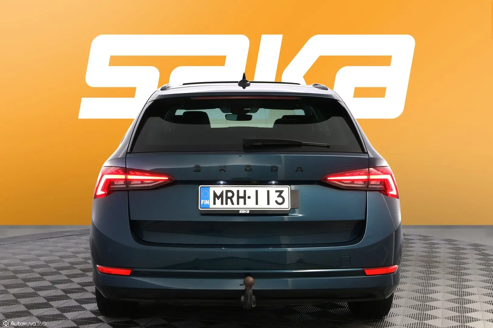 Car Image - 6CYiivnPxrrJjA8Qp4qq6s