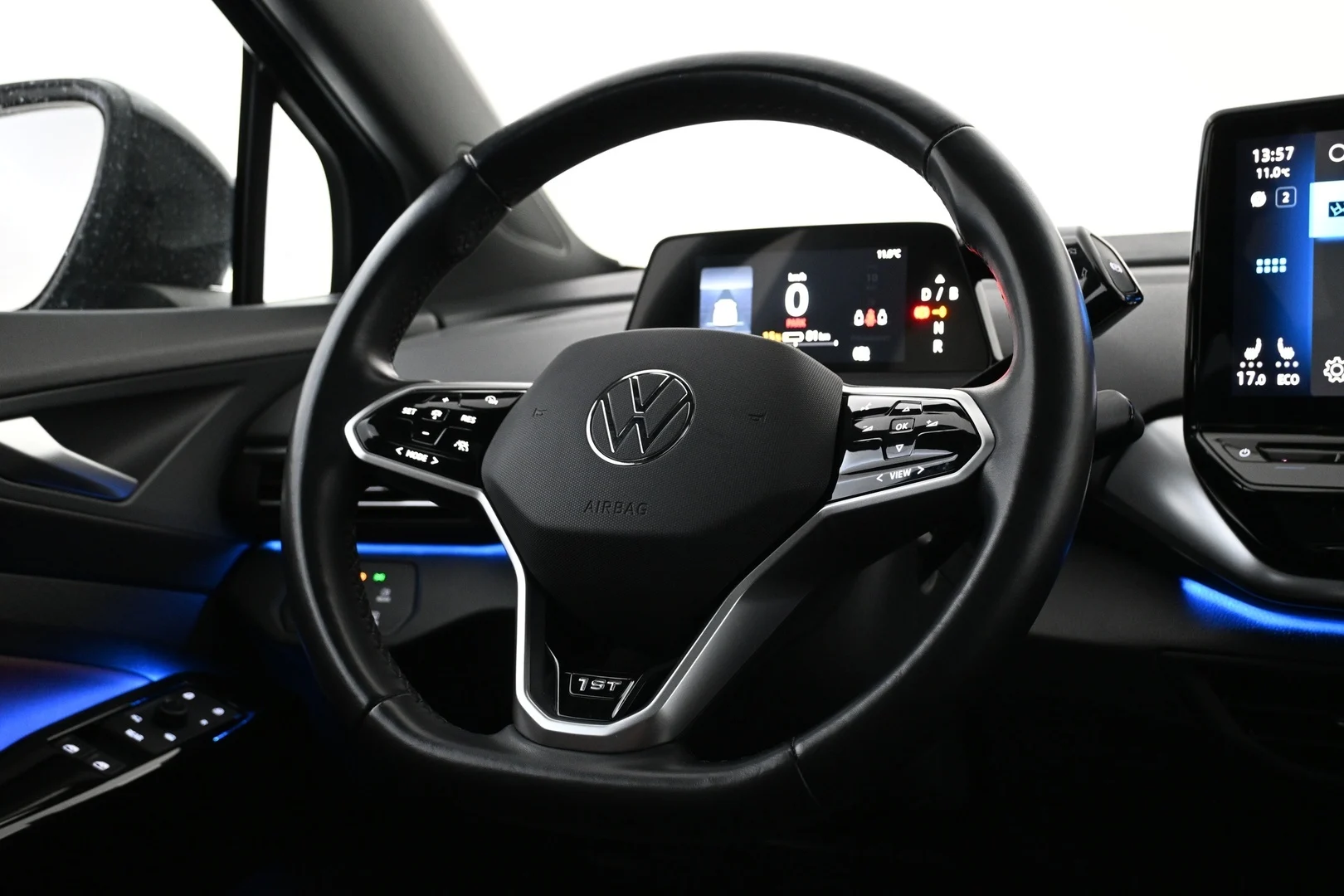 Car Image - 44DVZDUFhNUfRM1o81UsJx