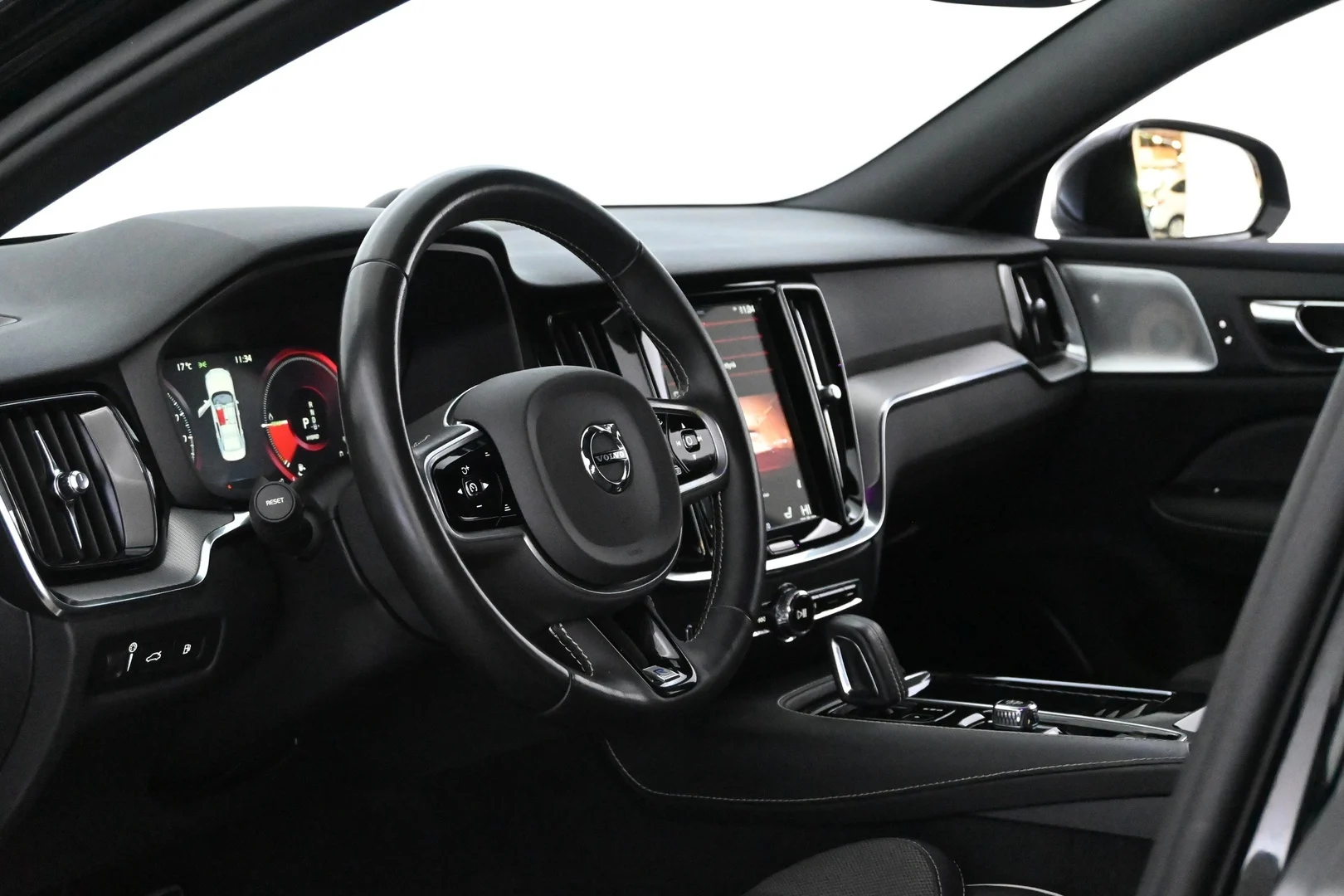 Car Image - 1nj0vyFn7yaAZnQgnUIYsQ