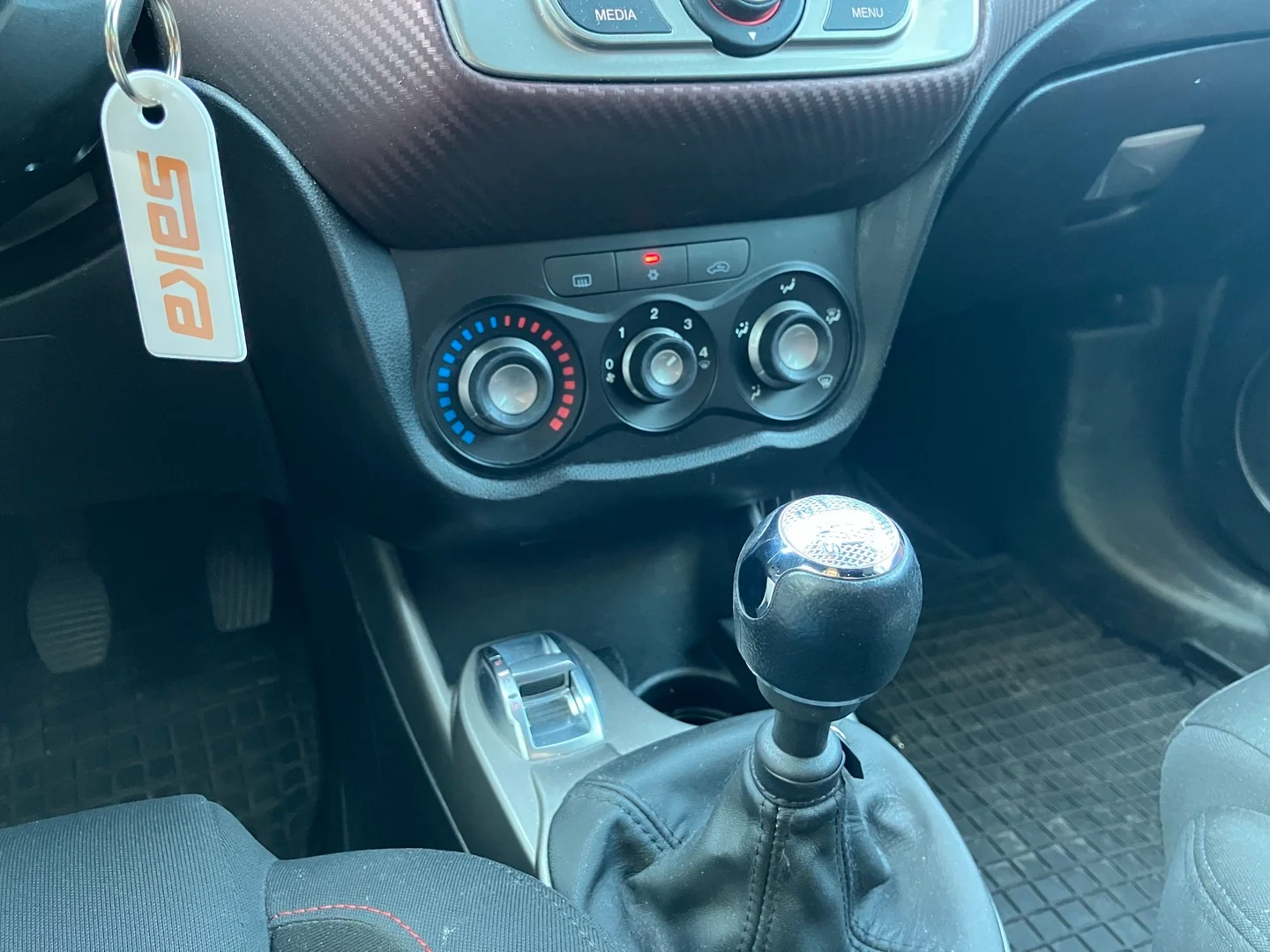 Car Image - 7ydKj9Nz8hufxerHE6A1tR