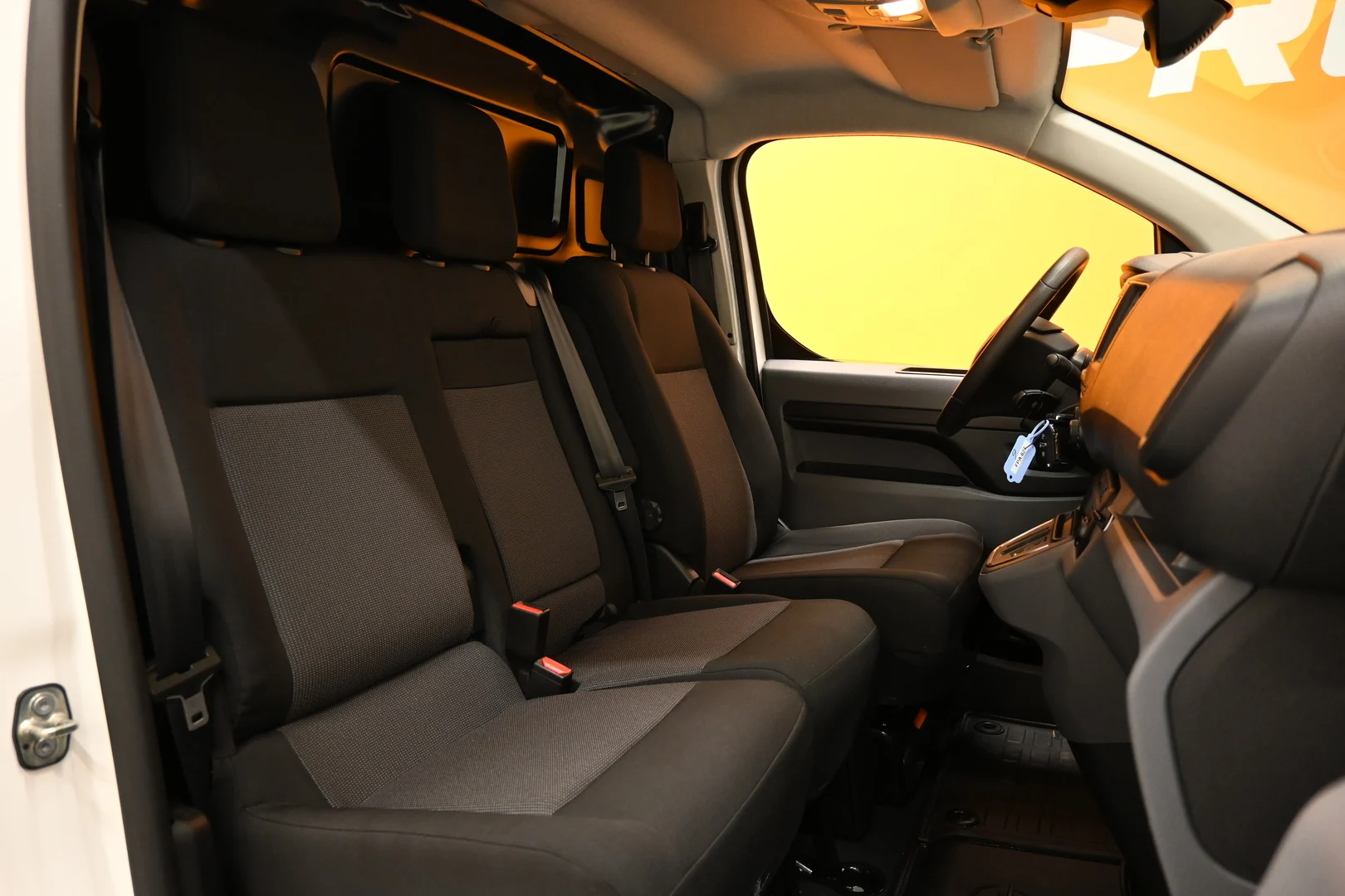 Car Image - KYOcqrKq0fqNc4D2SkkUB