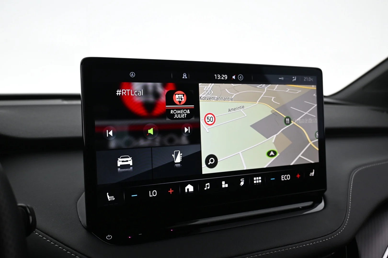 Car Image - 3P7G82Ki1Oln7hcNLumErz