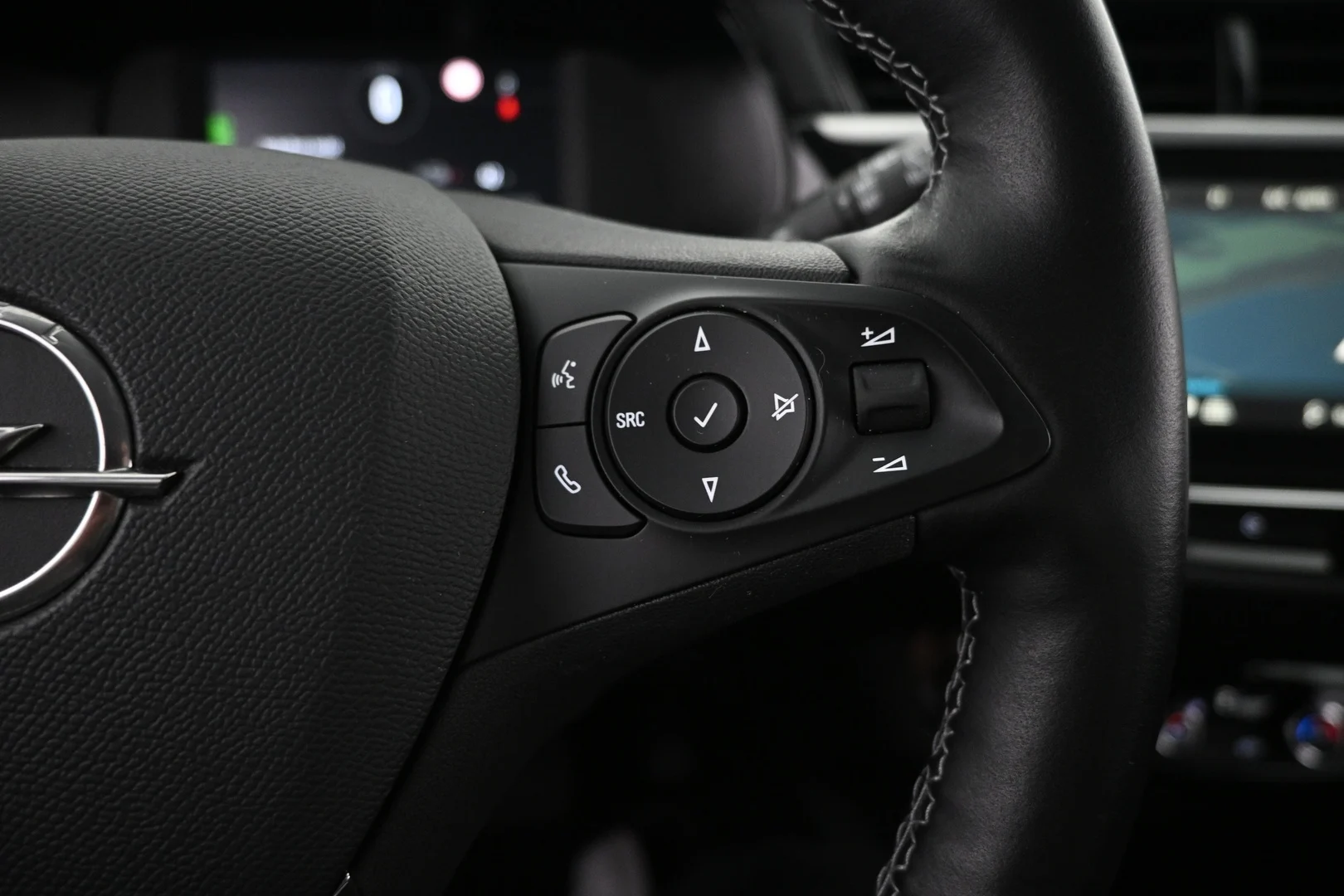 Car Image - 1BGM5UOrHePgPAdxBO2TN8