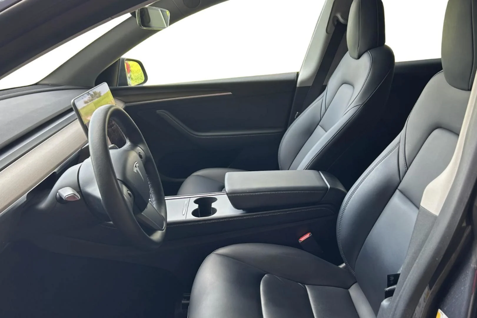 Car Image - 3evSrqV479rYnj4HQ2u4m7