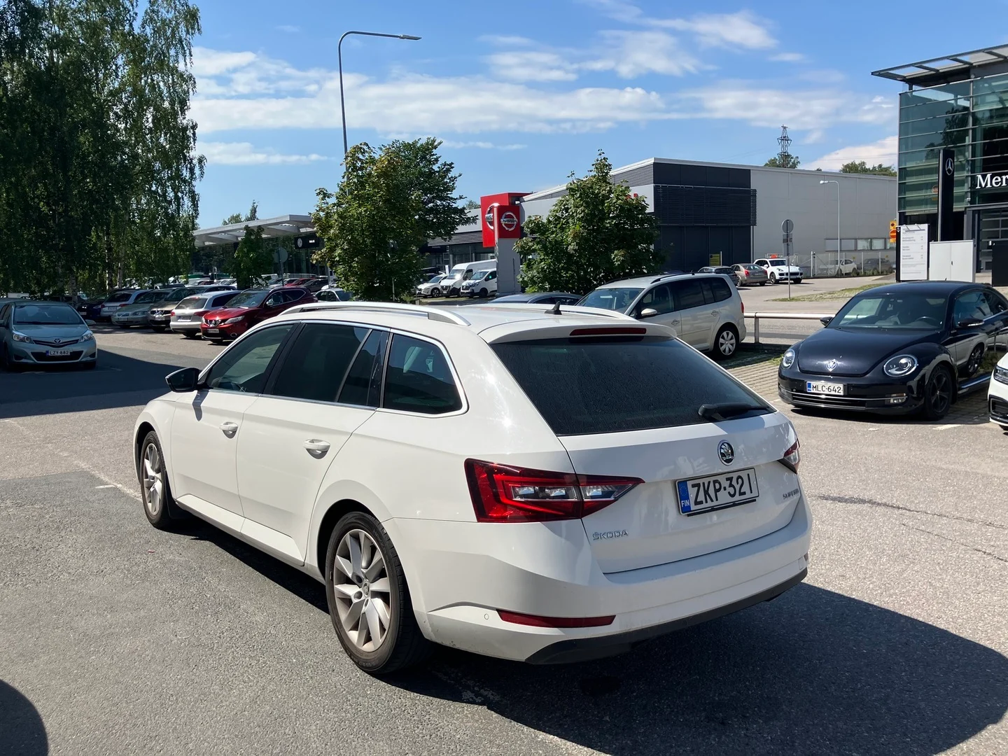 Car Image - qbsMKU5PGeGaHm8mFdwyu