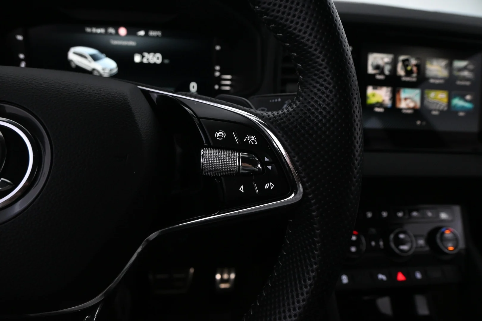 Car Image - 2JZFG6RPZ8CdIcWjOeA1bm