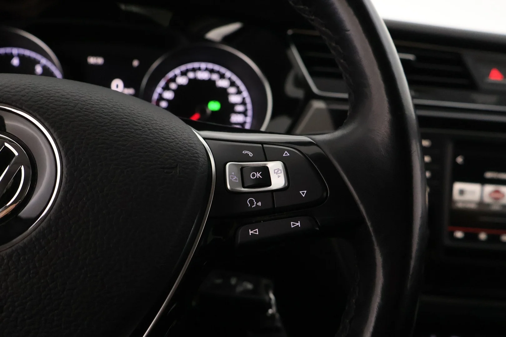 Car Image - 6EXBeMvwwNJN4QVGU5Rk0W