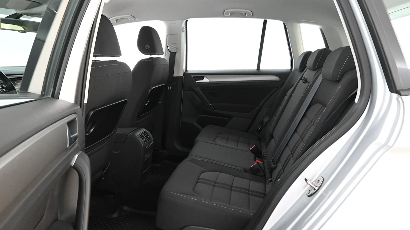 Car Image - 7oD7sFnVH0ZRedHcxm3Ger