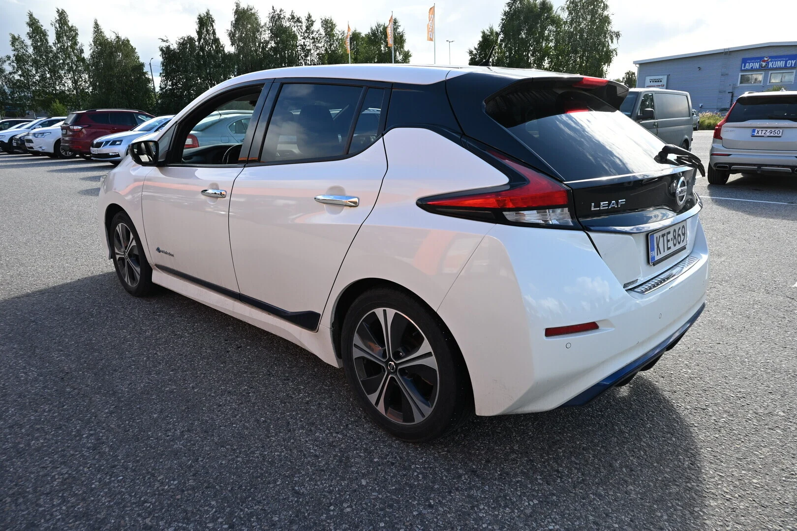 Car Image - 6zcINXwTbz6pqwIICYiI9G