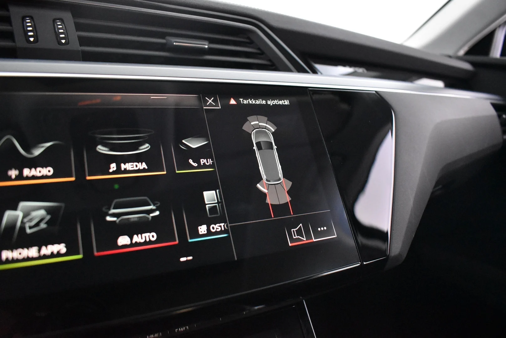 Car Image - 1vaa00vKcw284Ew8kzTZRw