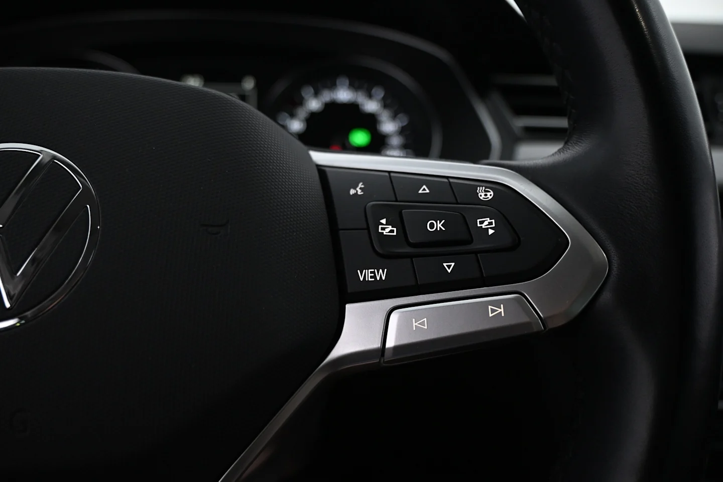 Car Image - 6u1r3AoxHiDXqxMUm8c8kT