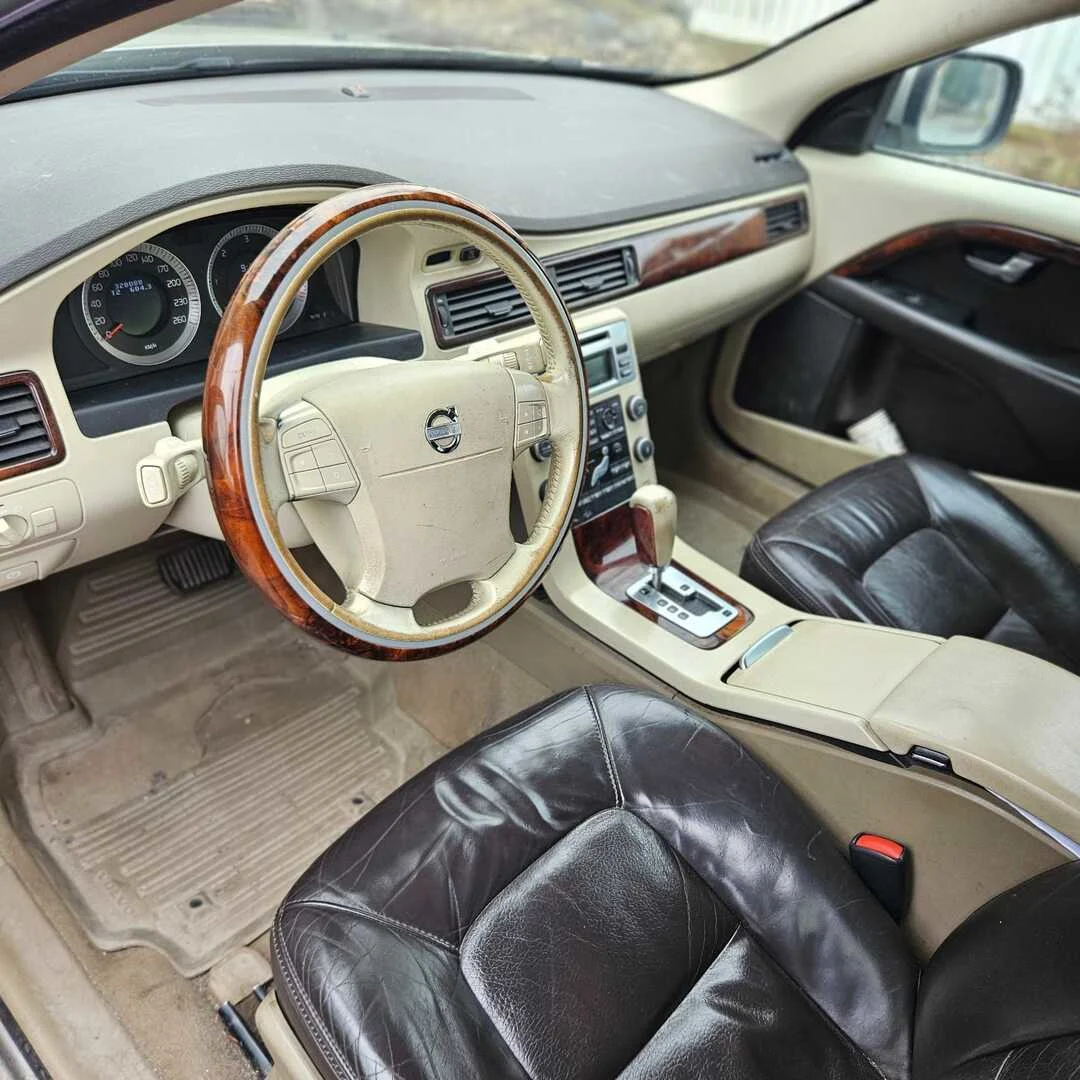 Car Image - 1ecKNMFTnFeoJTSDH3o4gB