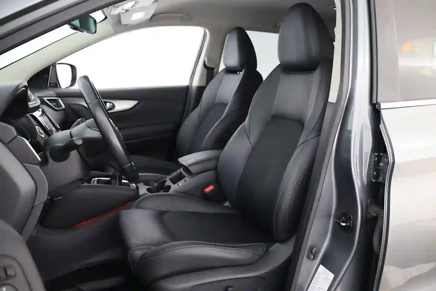 Car Image - 1OksG8heH5z9fONwzmspSi