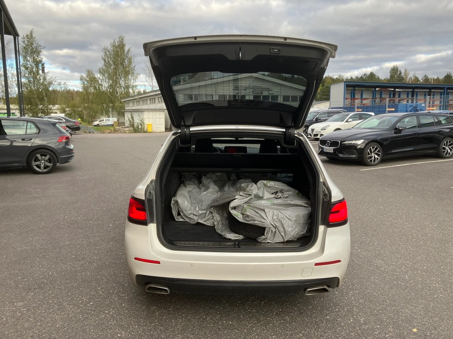 Car Image - 4yVA1p8p5vDu84vhxEWiXk