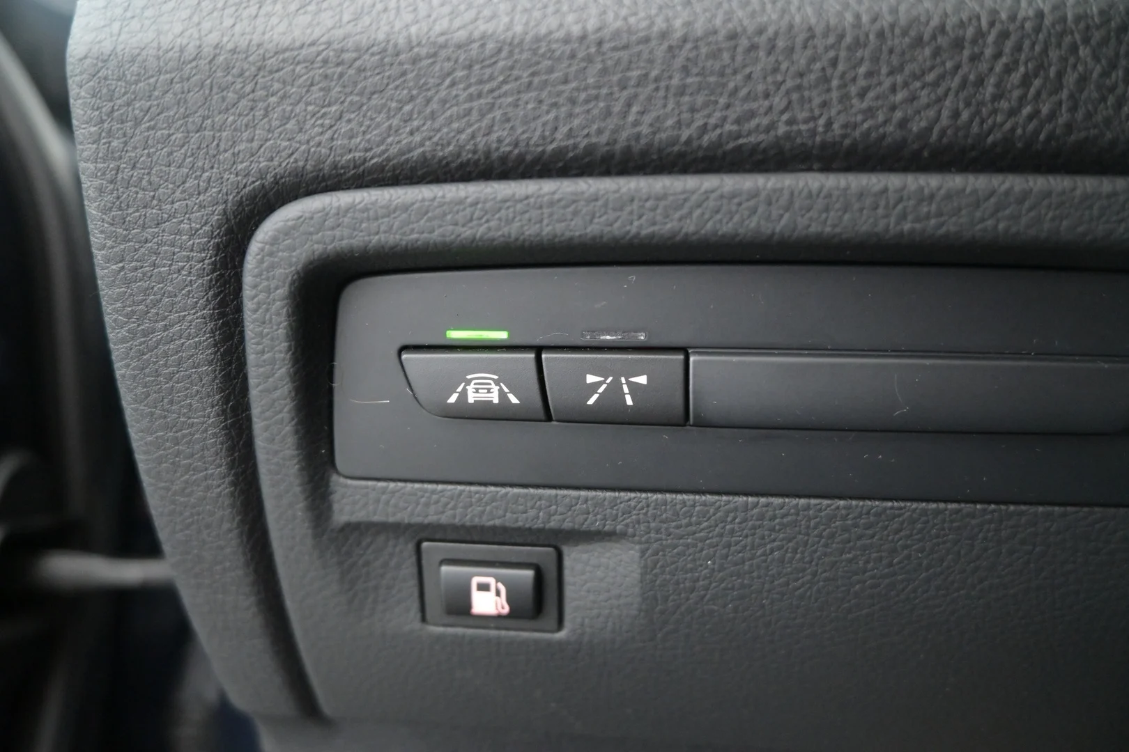 Car Image - kDEnVpyw4hkcPtCGKSsIn