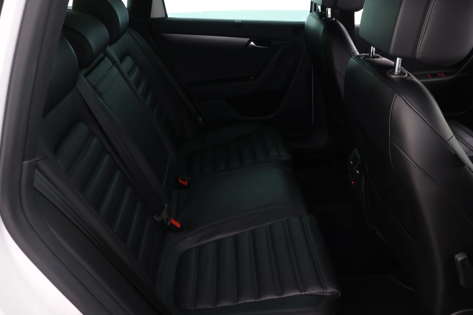 Car Image - 6q1hHbb2zYc6BLyiQheL09