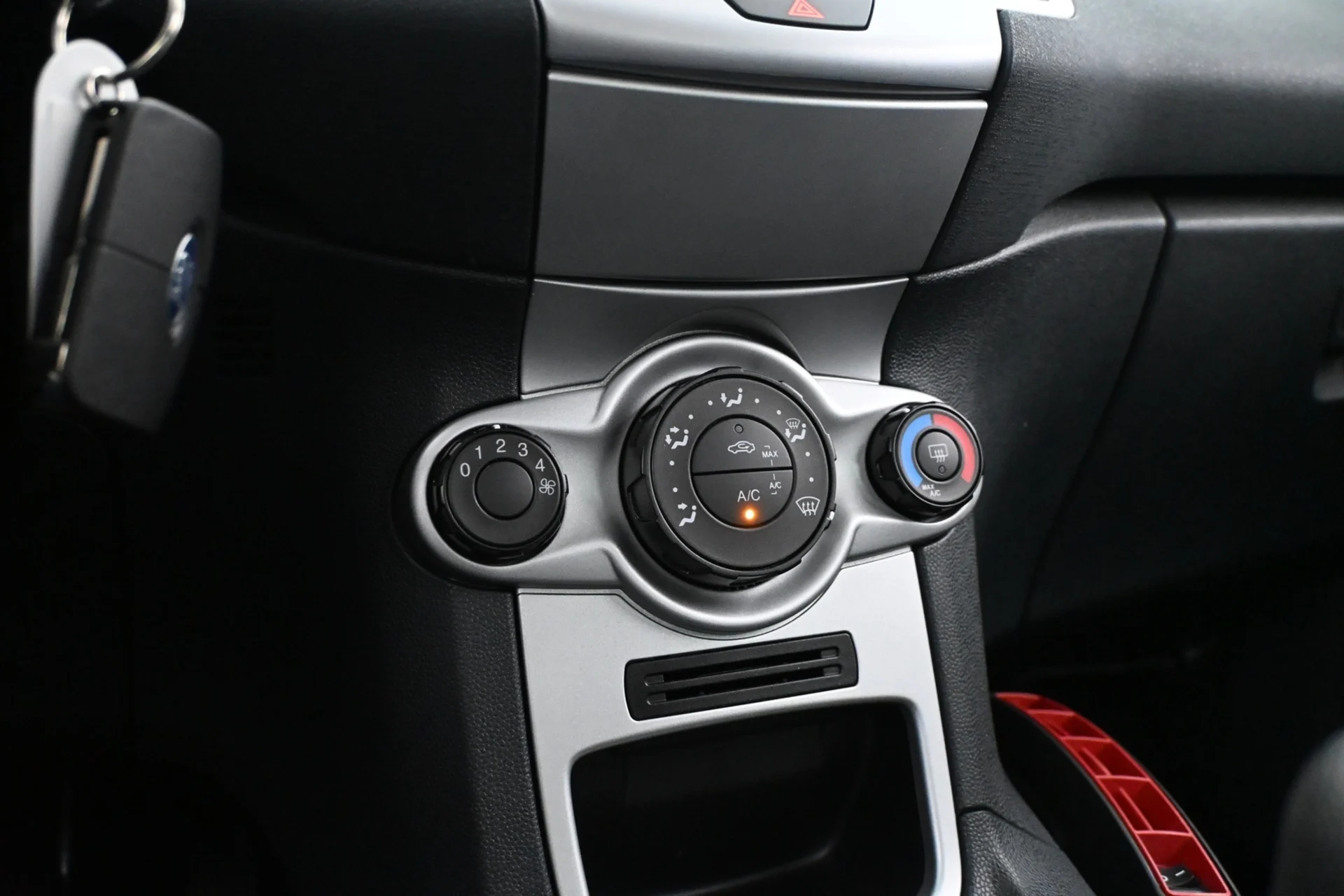 Car Image - 7hQnGIFzXiOMEV0xhXNLe8