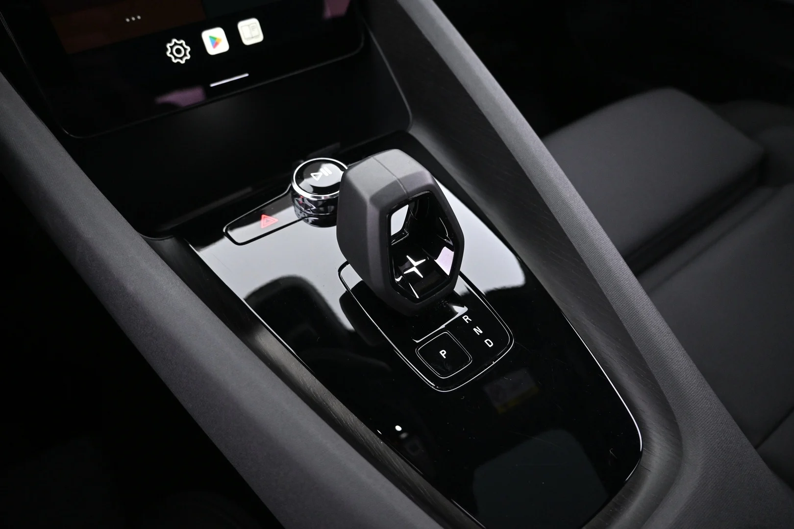 Car Image - 1ioWMSkKqoQhgkH0t3xUtK