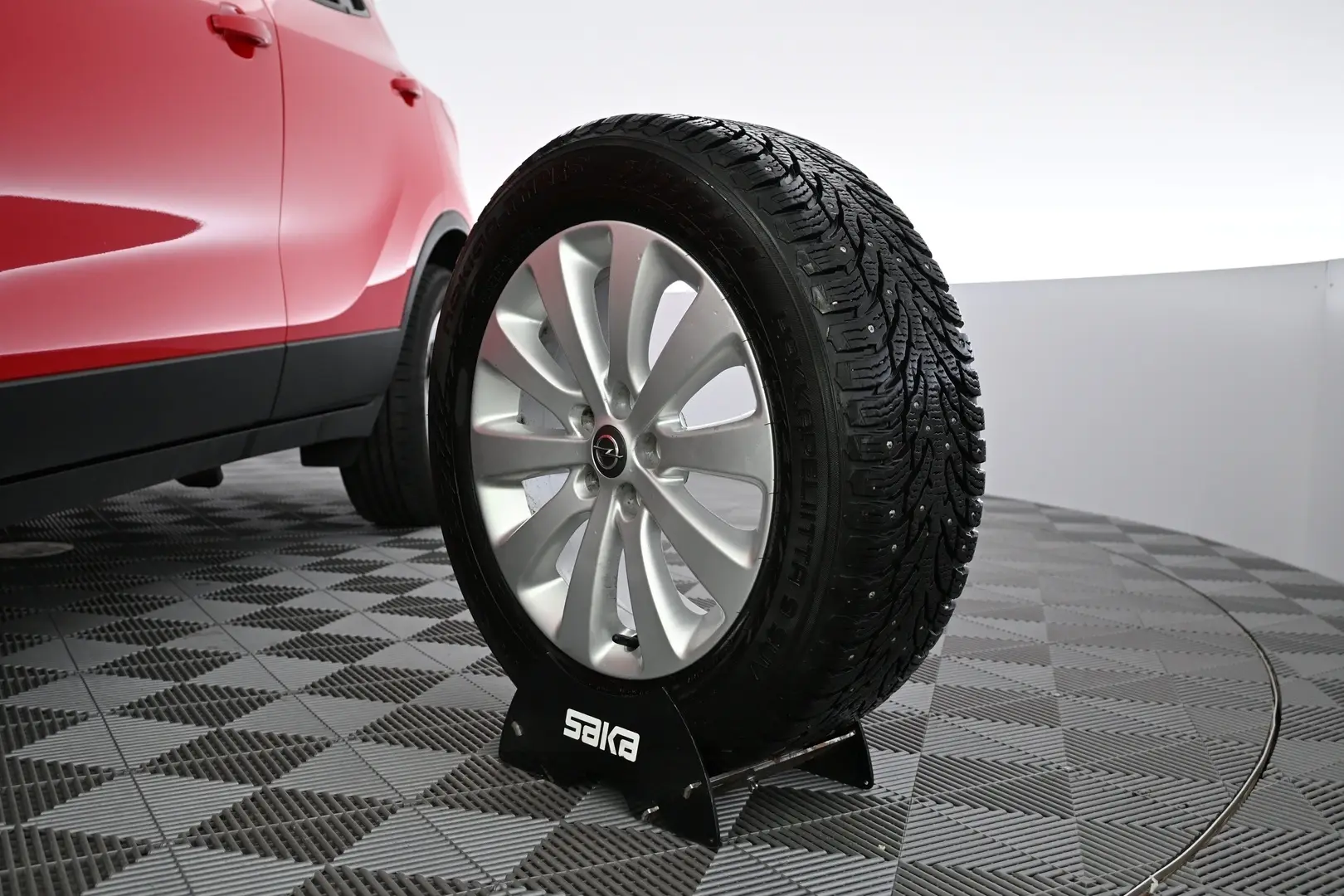 Car Image - 5cGMc152mDRSfGwpH5drmc