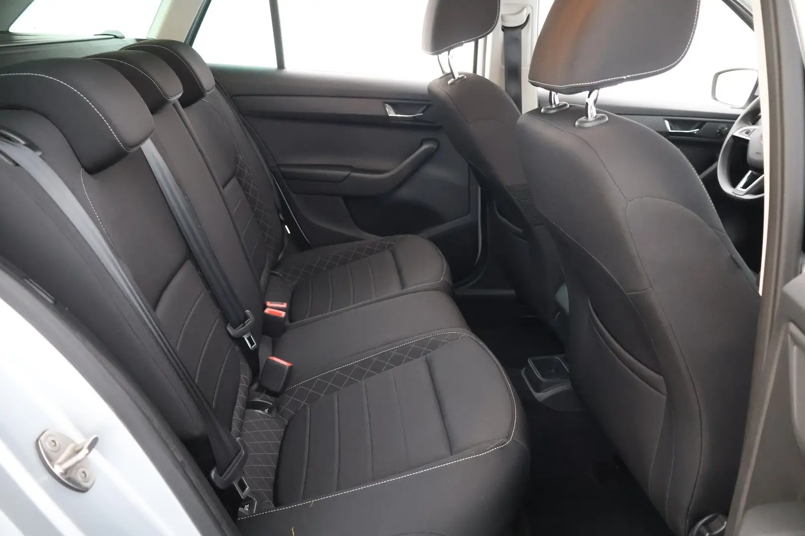 Car Image - 7kMjx4Dv79WuI4WlAObiil