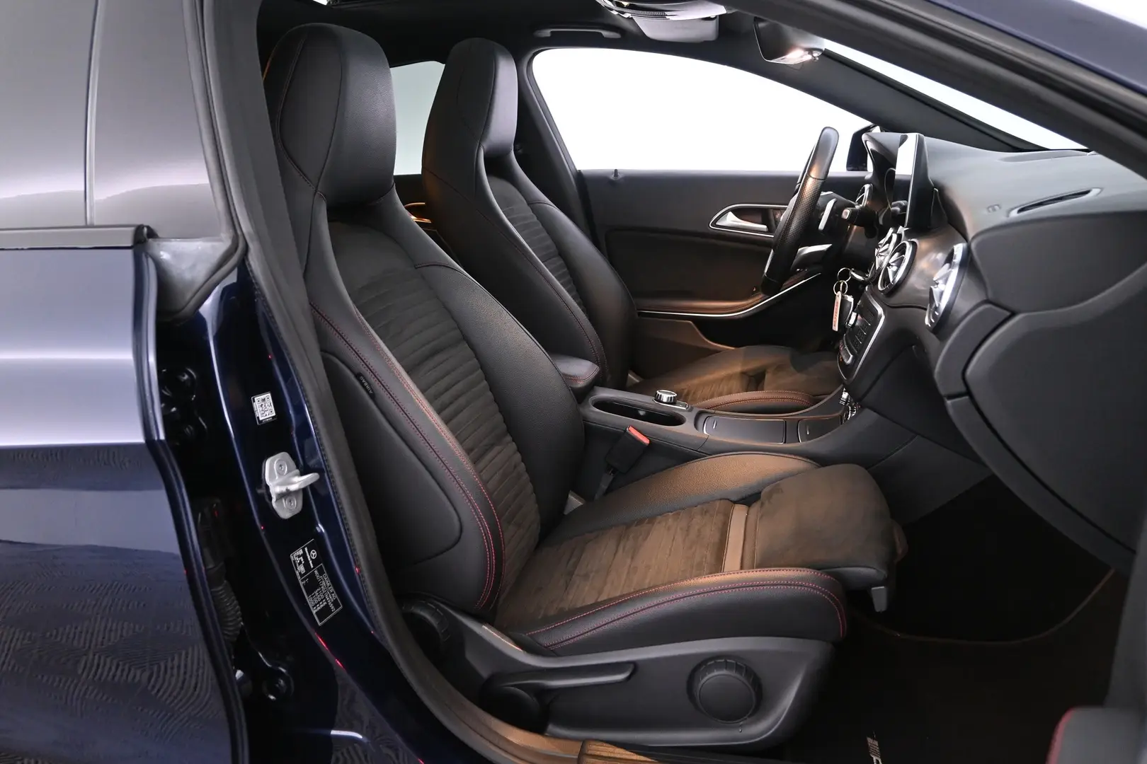 Car Image - 26i4scIcZELLOLyPrWMN9c