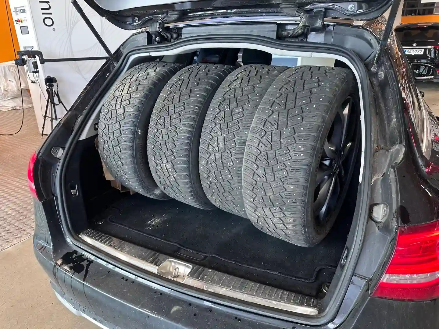 Car Image - 2cby1U2EWLtU3Qtzx5Bk62